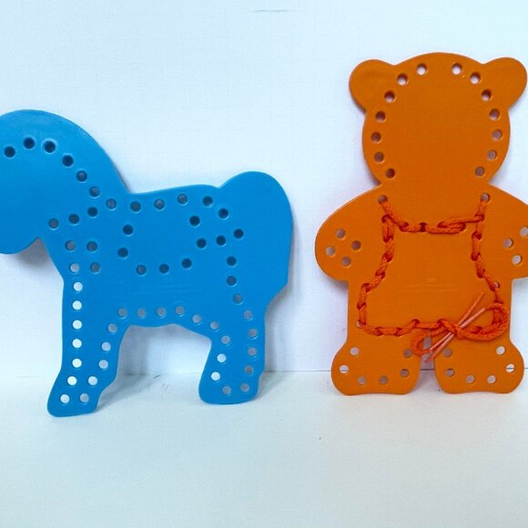 Sewing Cards Lace Ups Plastic Horse Bear Fisher Price Arts and Crafts - Picture 2 of 5